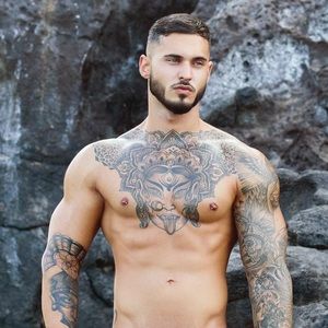 Meet your Posher, Mark